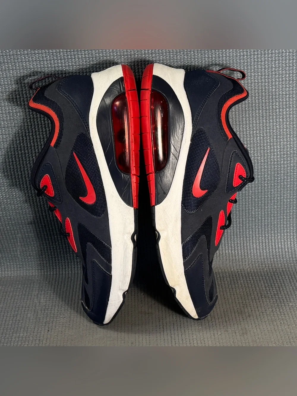 Nike Air Max 200 'Obsidian University Red' Shoes AQ2568-402 Men’s Size‎ 11.5